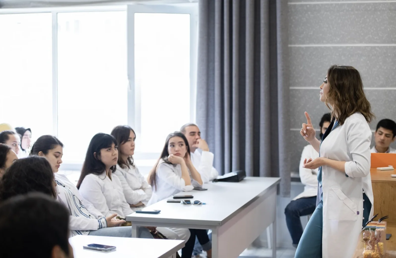 Educação e capacitação continuada